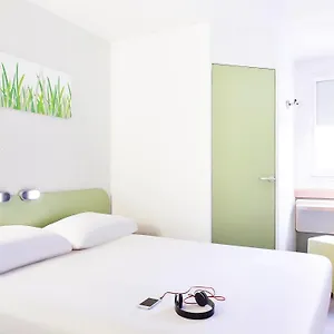 2* מלון Ibis Budget Marseille Aeroport Provence