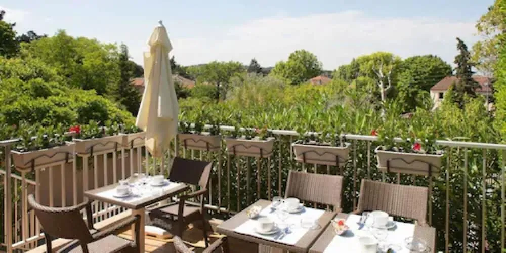 Hotel Le Mozart Aix-en-Provence 3*,